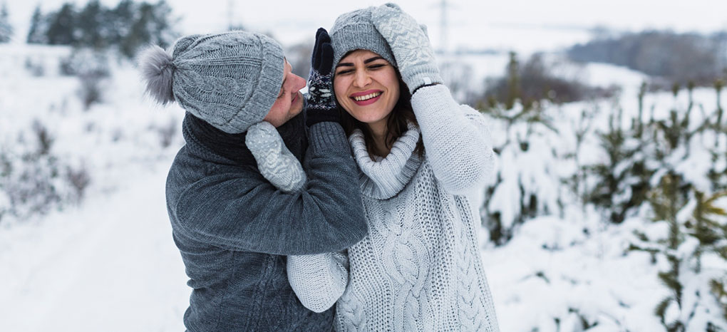How To Keep A Relationship Going Through The Winter